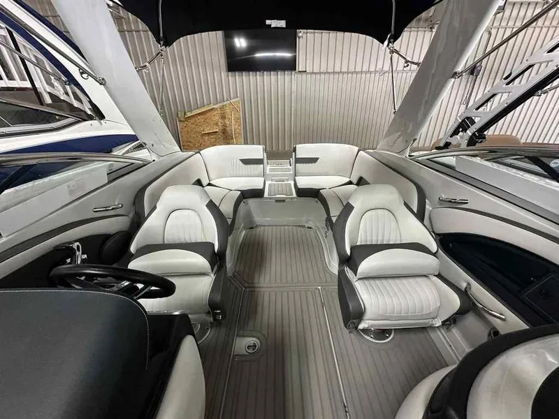 Slide: The Image of Crownline Boats 270 SS 2025 - 8
