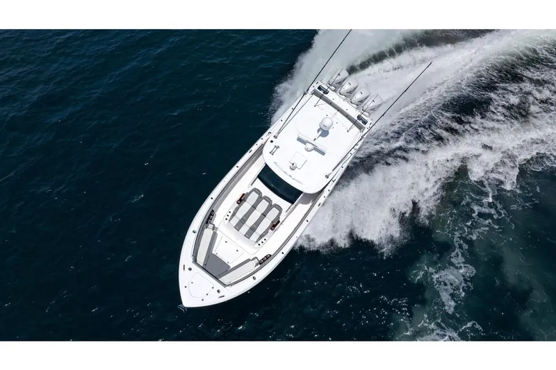 Slide: The Image of Everglades 455 Center Console 2023 - 3