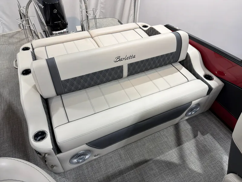 Slide: The Image of Barletta Lusso 25UC 2026 - 10