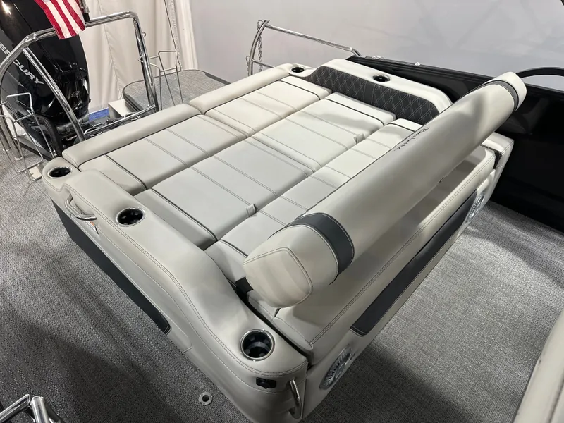 Slide: The Image of Barletta Lusso 23UC 2026 - 10