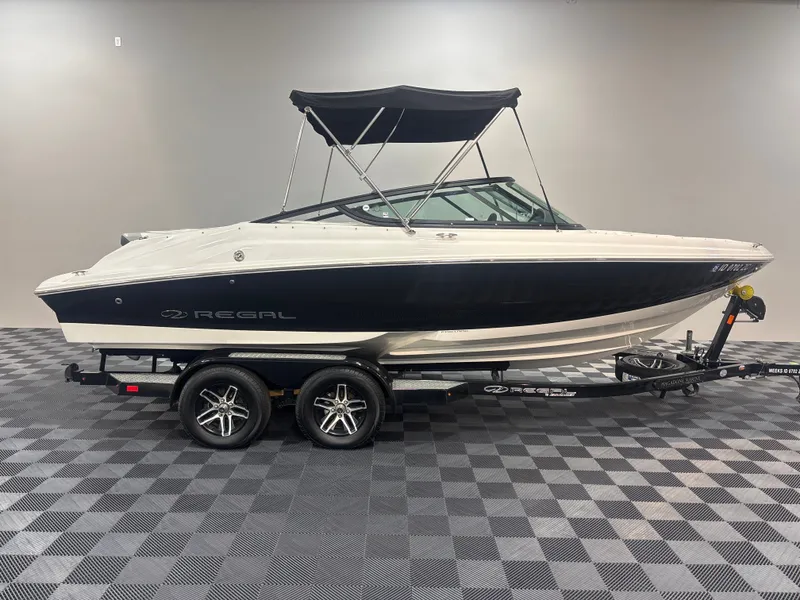 The Image of Regal 2000 ES 2023 - 1