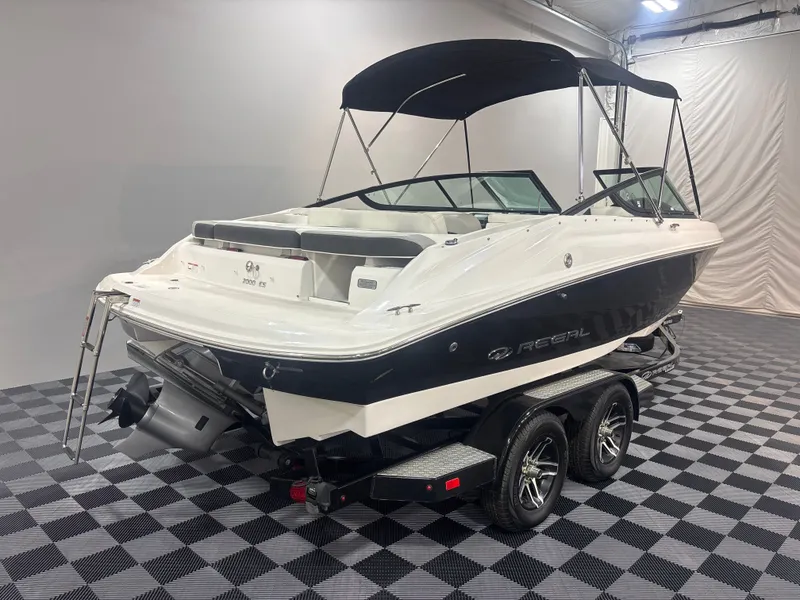 Slide: The Image of Regal 2000 ES 2023 - 3