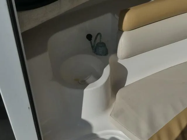 Slide: The Image of Sea Fox 216 Walkaround 2008 - 16