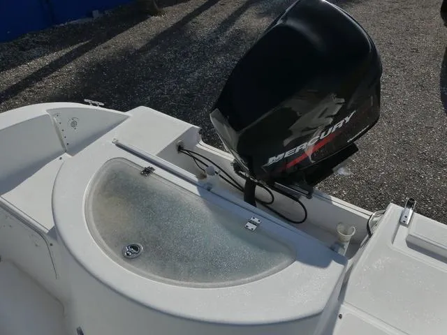 Slide: The Image of Sea Fox 216 Walkaround 2008 - 24