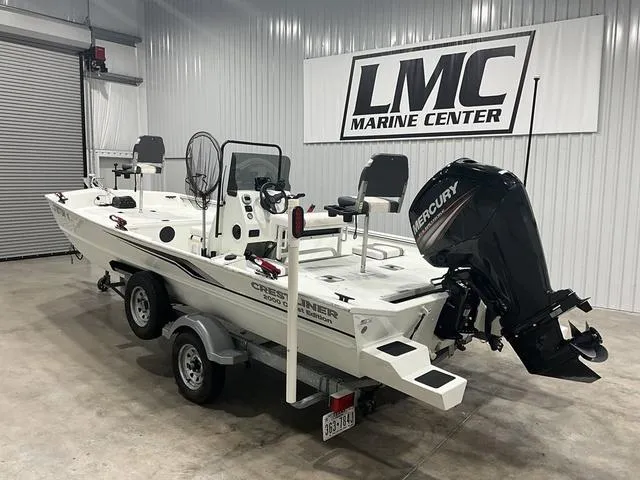 Slide: The Image of Crestliner Bay 2000 2016 - 3