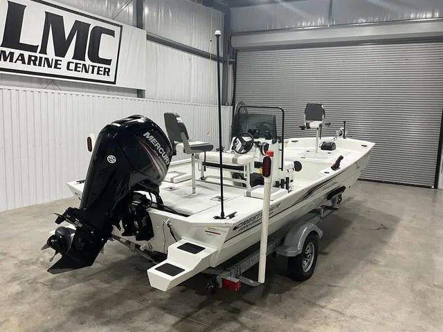 Slide: The Image of Crestliner Bay 2000 2016 - 4