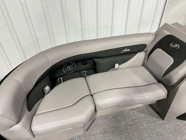 Slide: The Image of Barletta Aria 22CC 2026 - 35