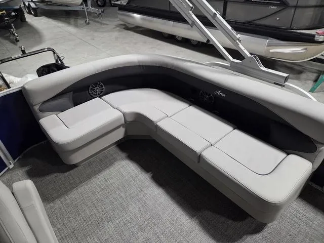 Slide: The Image of Barletta Aria 20L 2026 - 7