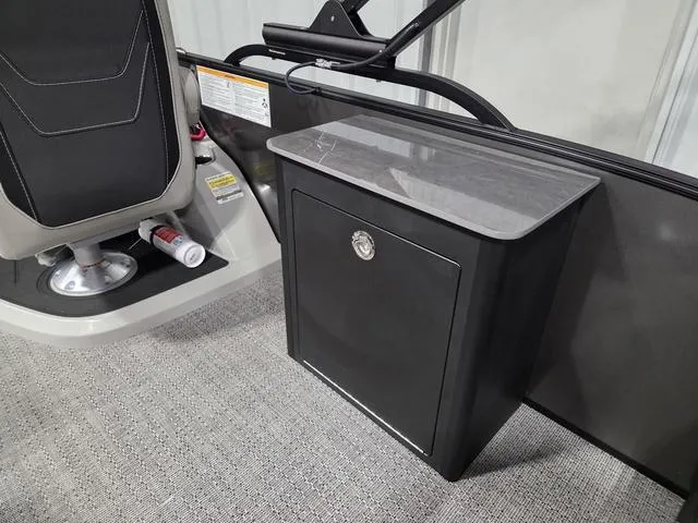 Slide: The Image of Barletta Cabrio 24UE 2026 - 17