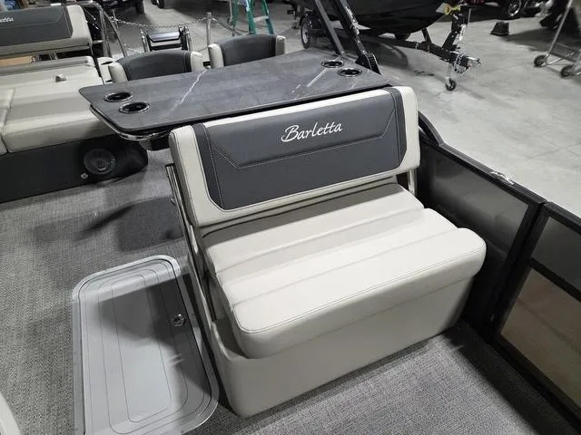 Slide: The Image of Barletta Cabrio 24UE 2026 - 20