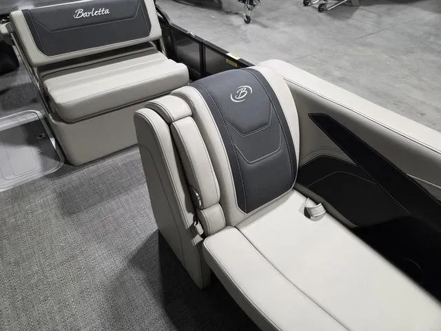 Slide: The Image of Barletta Cabrio 24UE 2026 - 32