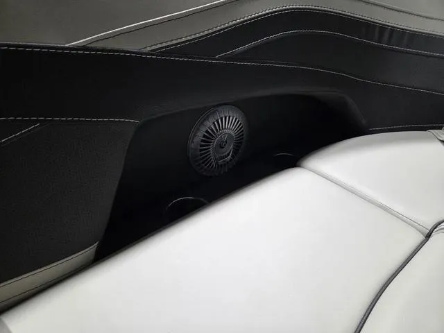 Slide: The Image of Barletta Cabrio 24UE 2026 - 35