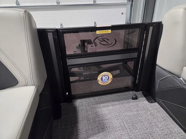 Slide: The Image of Barletta Cabrio 24UE 2026 - 39