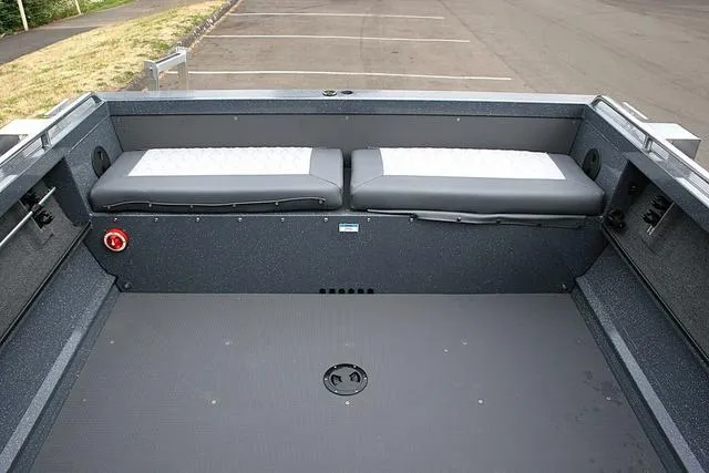 Slide: The Image of Duckworth 20 Advantage SE 2026 - 11