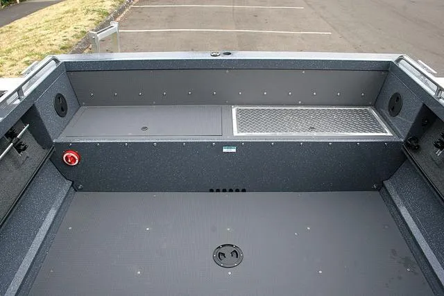 Slide: The Image of Duckworth 20 Advantage SE 2026 - 12