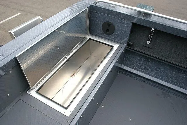 Slide: The Image of Duckworth 20 Advantage SE 2026 - 13