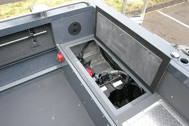 Slide: The Image of Duckworth 20 Advantage SE 2026 - 14