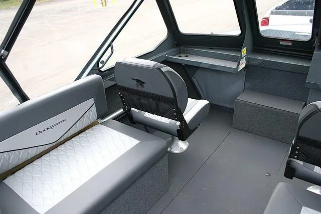 Slide: The Image of Duckworth 20 Advantage SE 2026 - 7