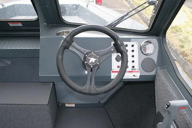 Slide: The Image of Duckworth 20 Advantage SE 2026 - 8