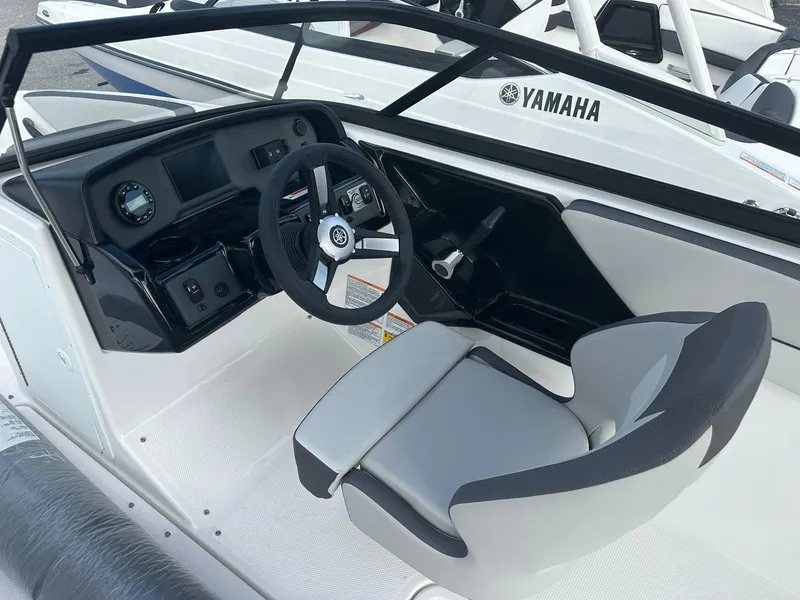 Slide: The Image of Yamaha SX190 2024 - 12