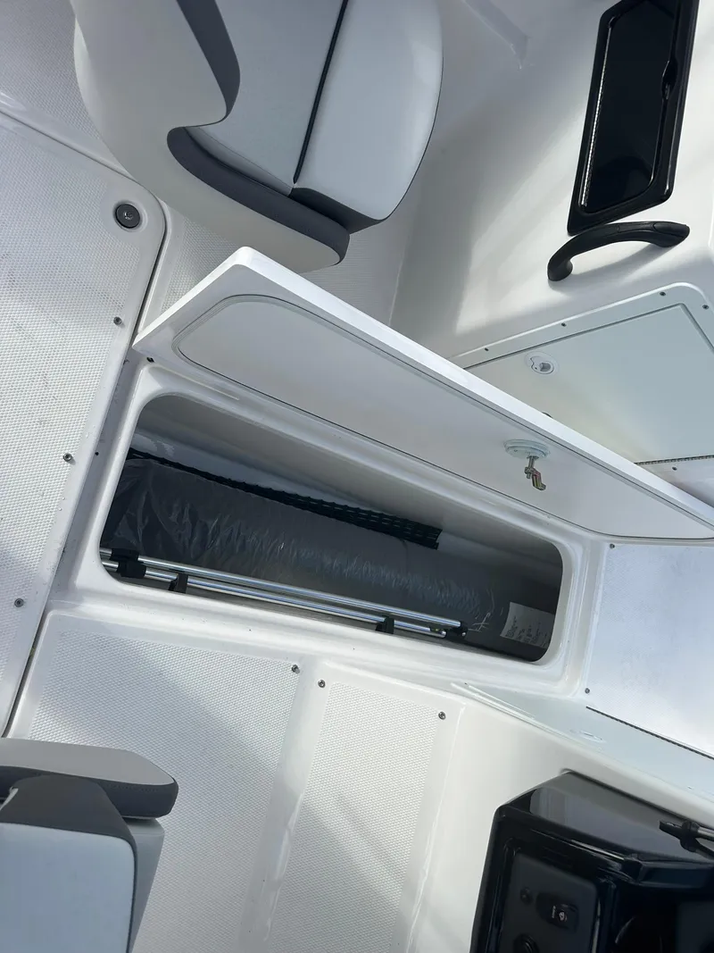 Slide: The Image of Yamaha SX190 2024 - 22