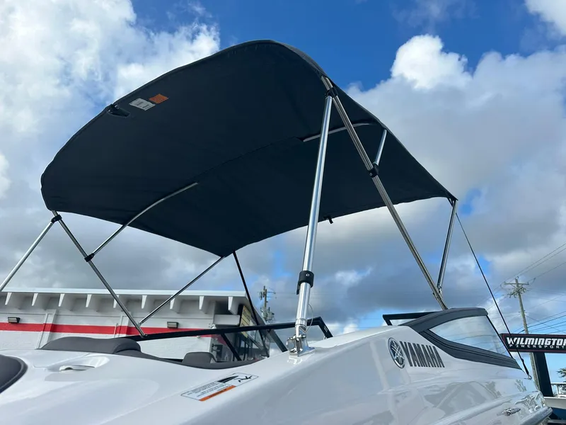 Slide: The Image of Yamaha SX190 2024 - 25