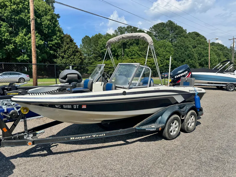 Slide: The Image of Ranger 1750 Reata 2012 - 0