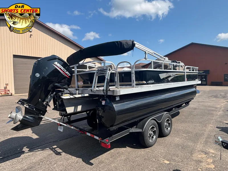 Slide: The Image of Ranger Reata 200F 2023 - 3