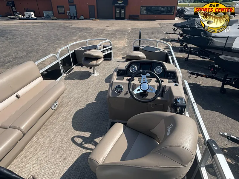 Slide: The Image of Ranger Reata 200F 2023 - 8