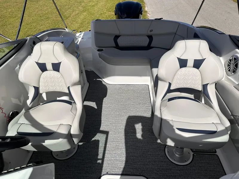 Slide: The Image of Hurricane SD2400 2021 - 24