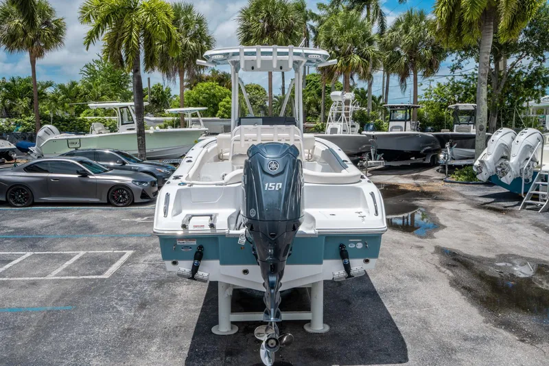 Slide: The Image of Sea Hunt Ultra 219 2026 - 3