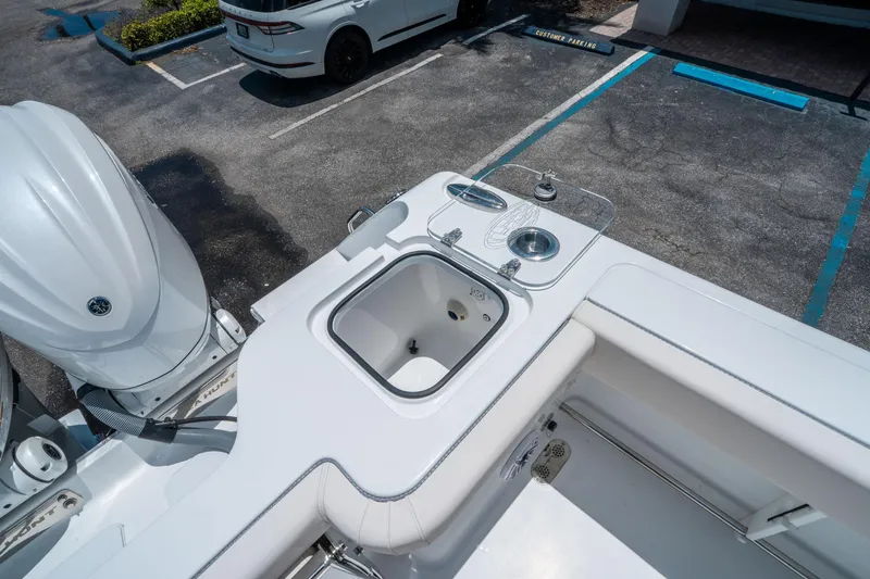 Slide: The Image of Sea Hunt Gamefish 30 Forward Seating 2026 - 13