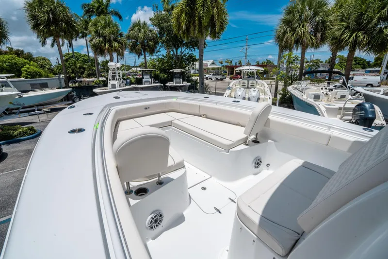 Slide: The Image of Sea Hunt Gamefish 30 Forward Seating 2026 - 25