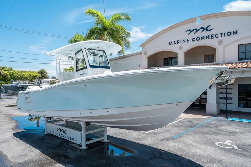 Slide: The Image of Sea Hunt Gamefish 30 Forward Seating 2026 - 8