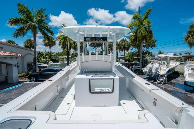 Slide: The Image of Sea Hunt Gamefish 30 Forward Seating 2026 - 9