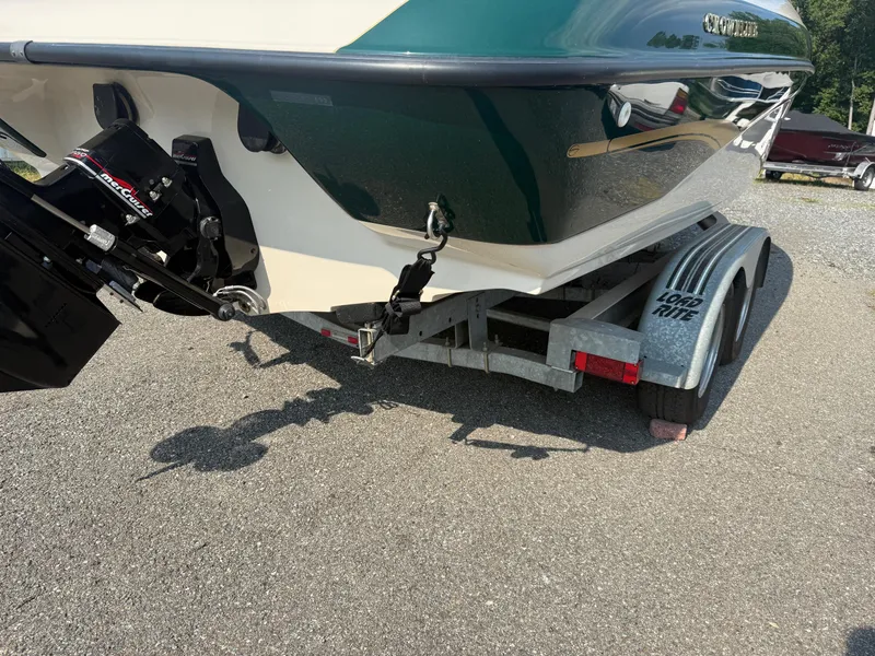 Slide: The Image of Crownline Boats 225 BR 1999 - 14