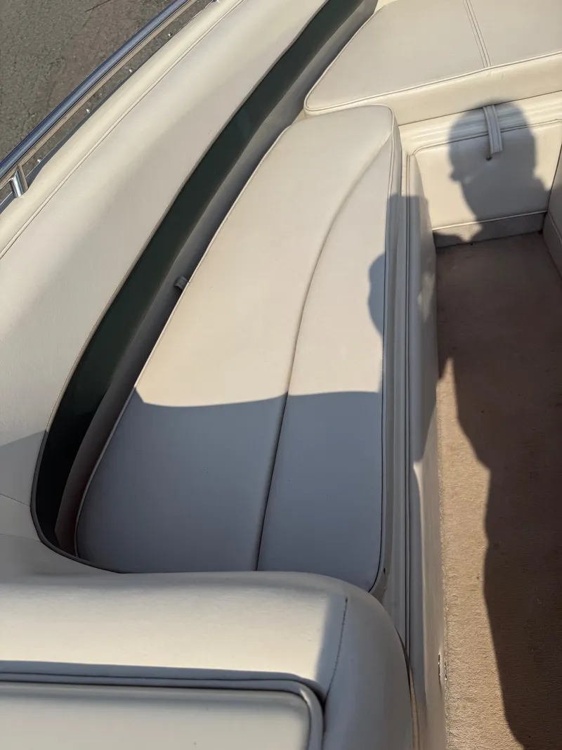 Slide: The Image of Crownline Boats 225 BR 1999 - 18