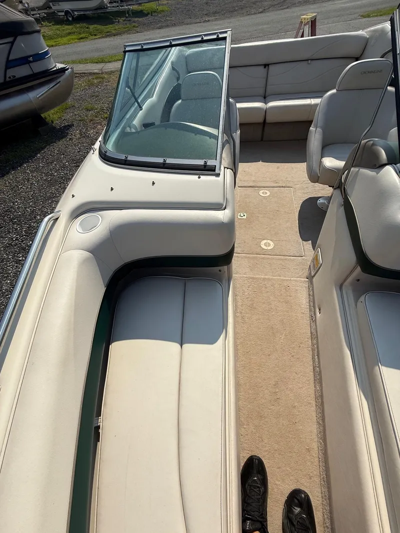 Slide: The Image of Crownline Boats 225 BR 1999 - 29