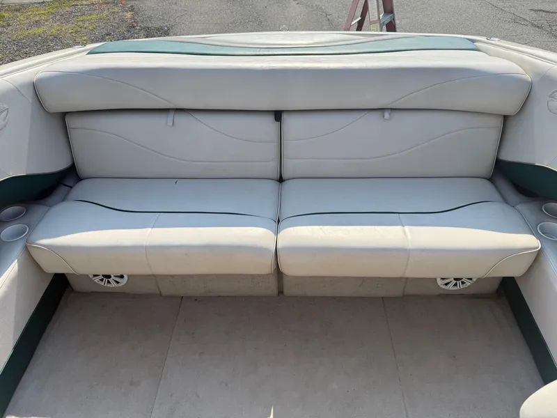 Slide: The Image of Crownline Boats 225 BR 1999 - 37