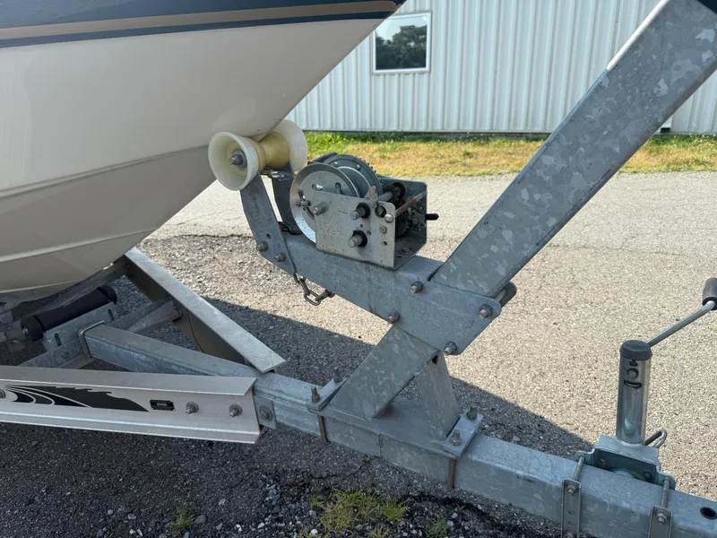 Slide: The Image of Crownline Boats 225 BR 1999 - 7