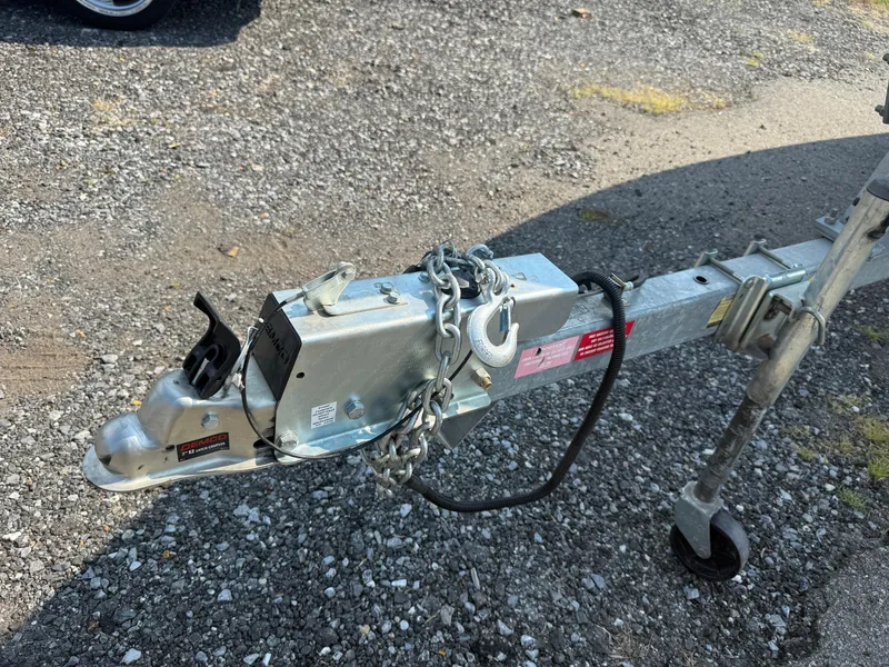 Slide: The Image of Crownline Boats 225 BR 1999 - 9