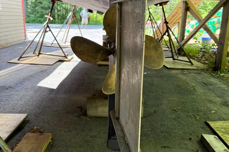 Slide: The Image of Propeller of a 1998 Crowley-Beal 32 boat on dry dock. - 38