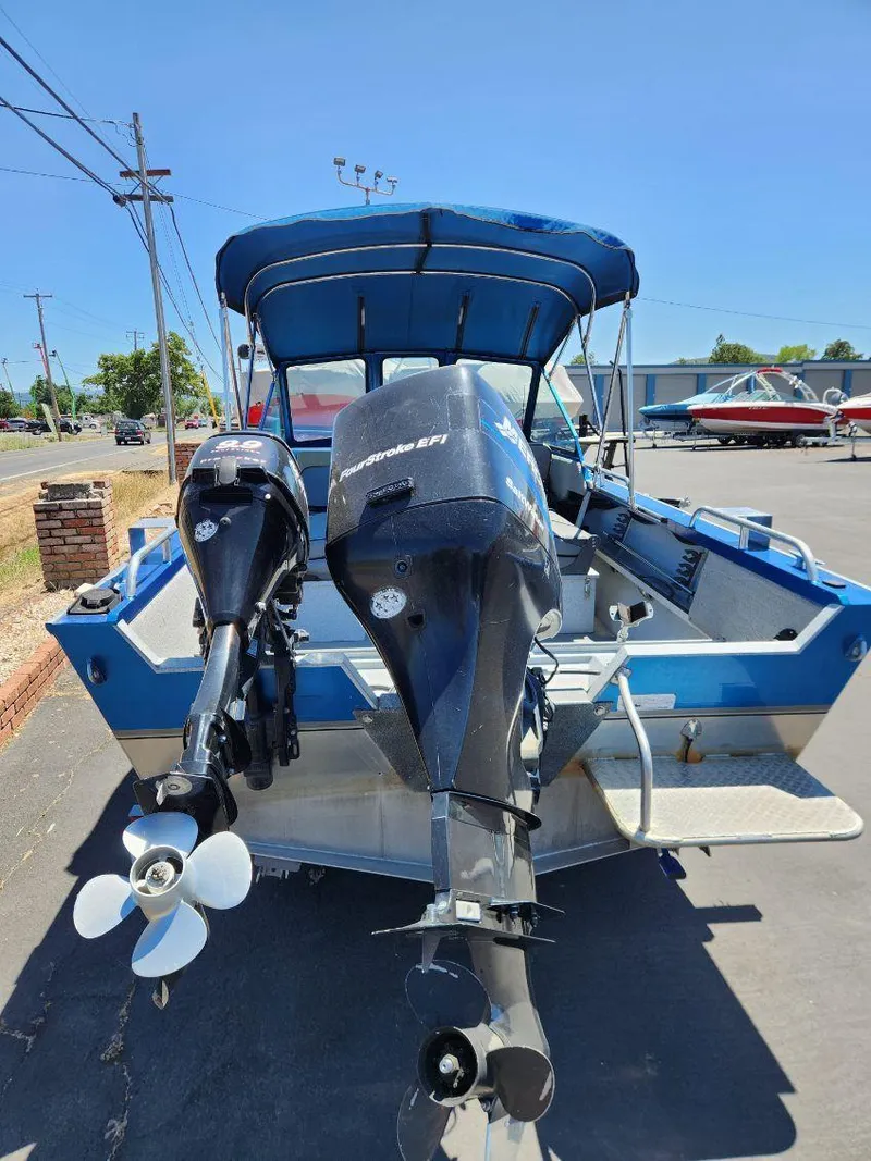 Slide: The Image of Alumaweld Stryker 2004 - 3