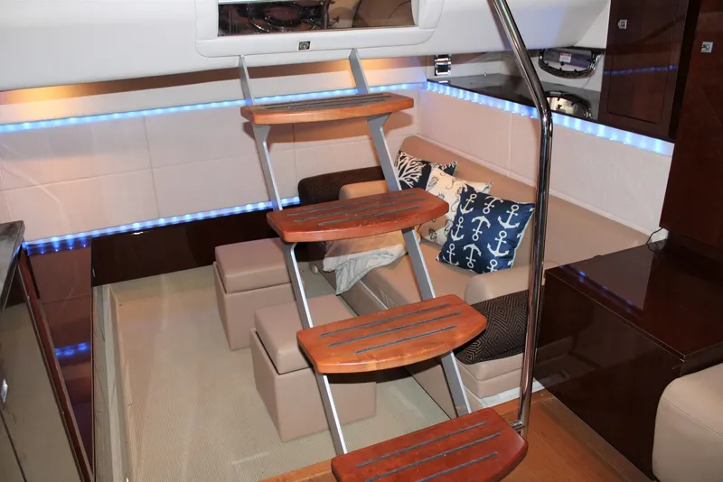 Slide: The Image of Sea Ray 450 Sundancer 2012 - 66