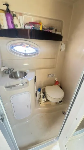 Slide: The Image of Four Winns 278 Vista 2006 - 15