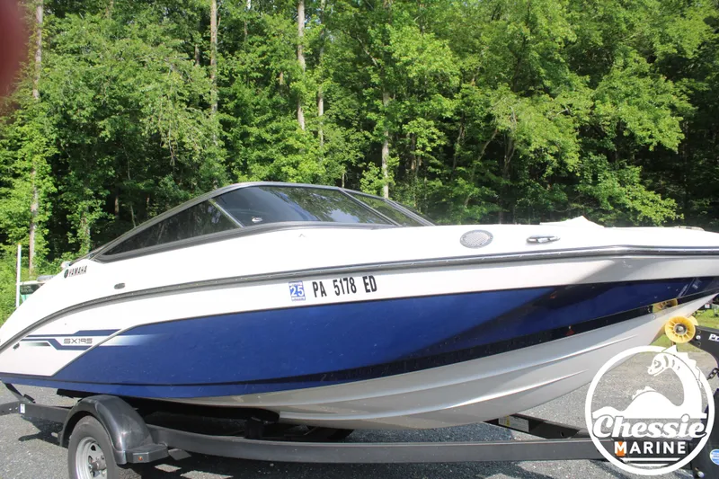 Slide: The Image of Yamaha SX195 2022 - 10