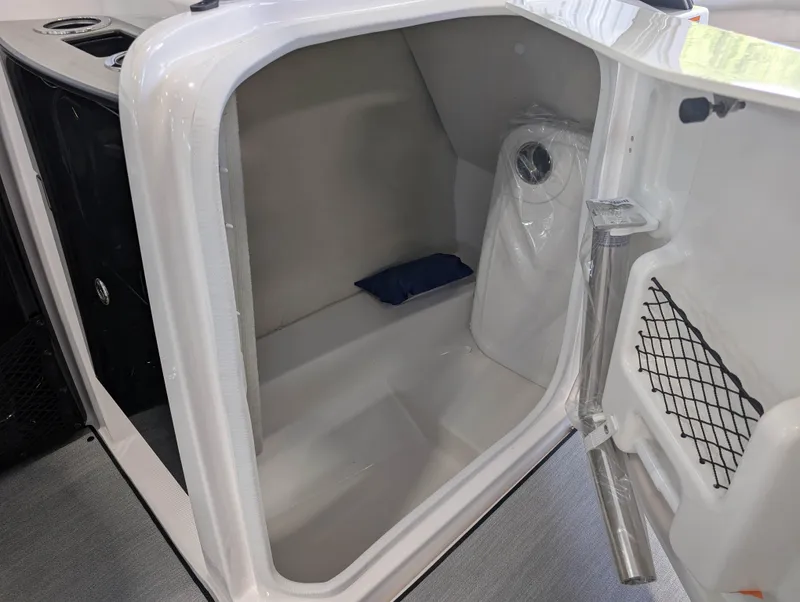 Slide: The Image of Yamaha AR250 2025 - 18