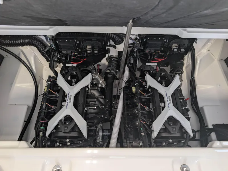 Slide: The Image of Yamaha AR250 2025 - 19