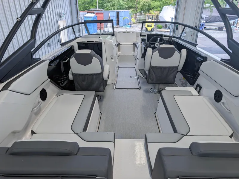 Slide: The Image of Yamaha AR250 2025 - 8