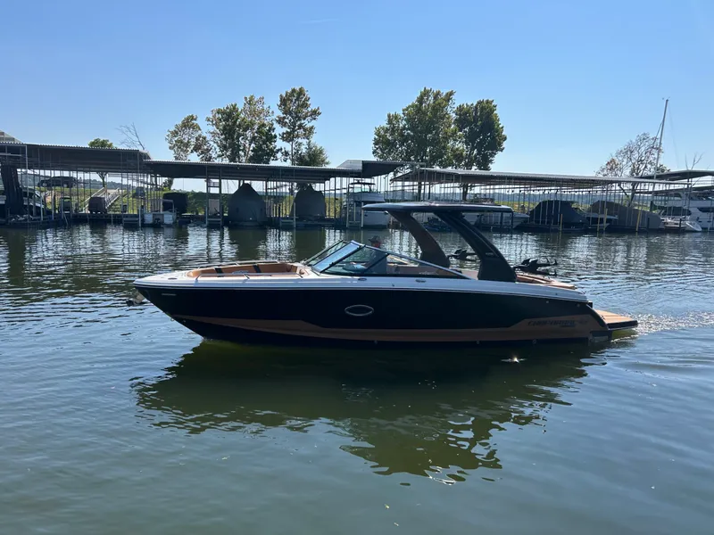 Slide: The Image of Chaparral 30 Surf 2026 - 17